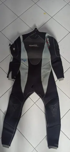 Roupa de Mergulho Mares 6,5mm