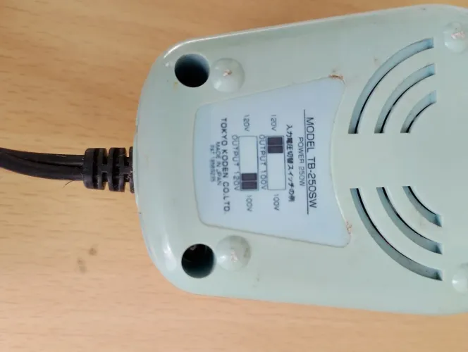 Conversor de voltagem 127 p 100 volts