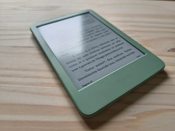 Kindle 11° geração verde - semi-novo