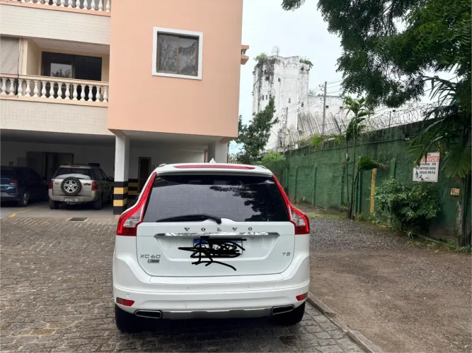 Volvo XC 60 T-5 Kinetic 2.0 245cv FWD 5P 2016