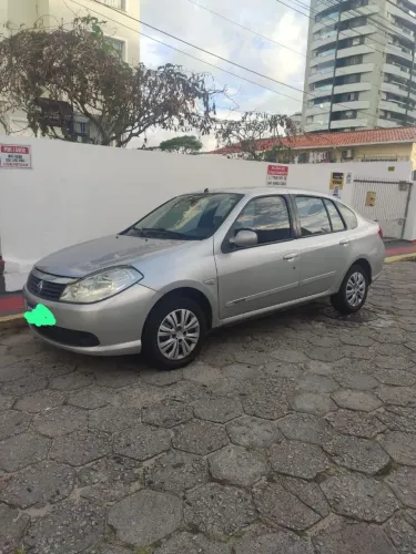 Pra vender rápido - Renault Symbol 1.6 16V 2010