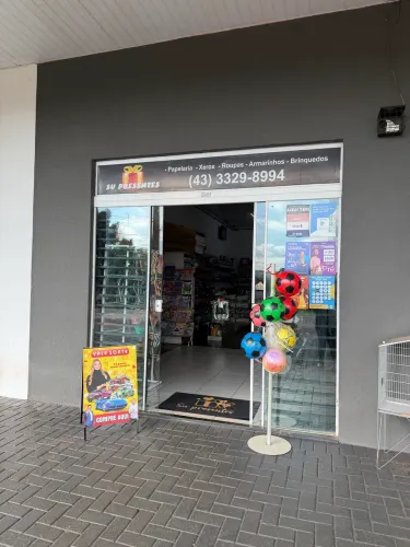 Vende-se Loja Completa com Estoque e Estrutura - Londrina/PR
