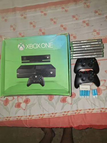Vendo xbox one ( Leia a descrição )