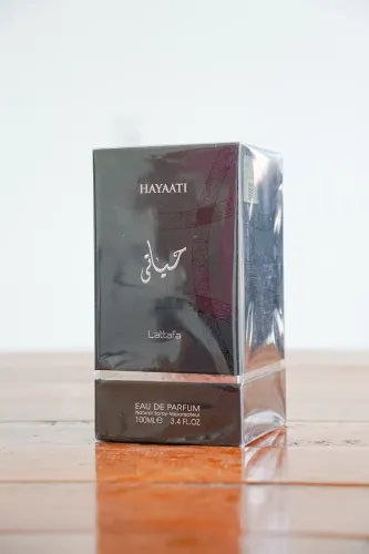 Perfume Hayaati