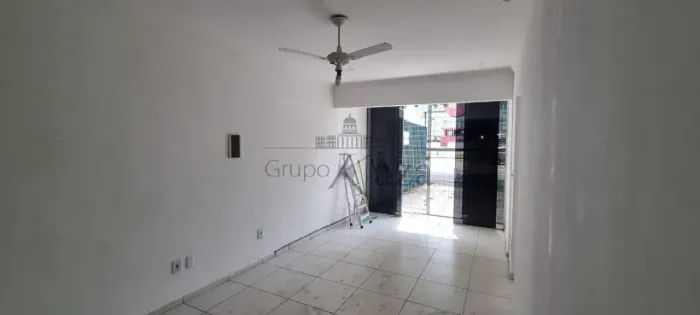 Oportunidade - Ponto Comercial - Jardim Azaleias - 90m².