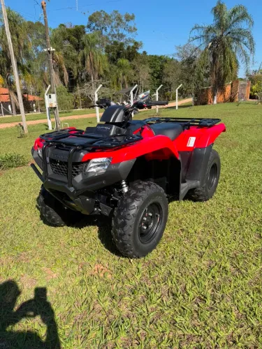 Quadriciclo fourtrax 4x4