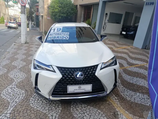 Lexus UX-250H Dynamic 2.0 16V Aut.(hybrid) 2019