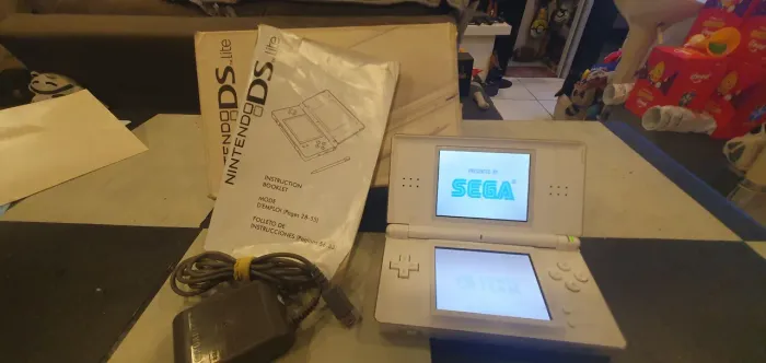 Nintendo DS Lite Polar White