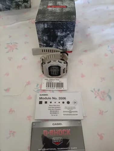 Relógio Casio G-Shock GBD-200UU-9DR Original Completo com Caixa e Manual