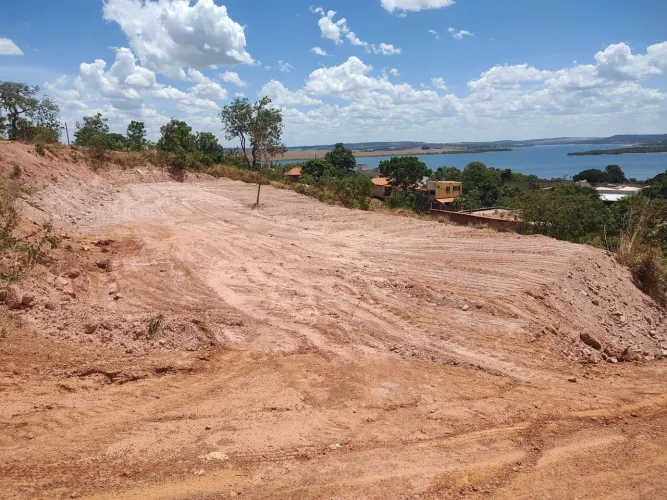 VENDO Lote de 1000m em condomínio fechado com orla para banho!