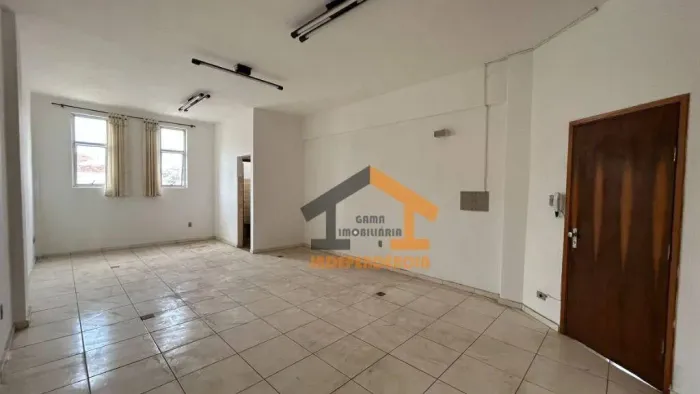 Sala à venda, 48 m² por R$ 120.000,00 - Centro - Itatiba/SP