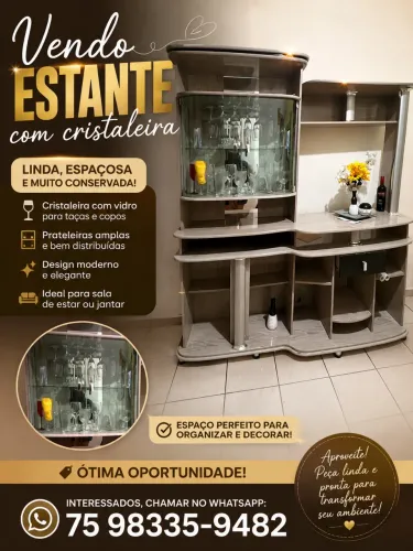 Estante com cristaleira