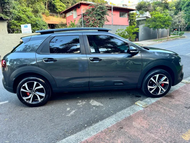 Citroen C4 Cactus Shine Pack 1.6 Turbo Flex Aut. 2022