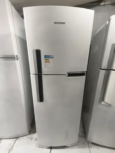 Geladeira Brastemp 389L Frost Free semi nova modelo novo