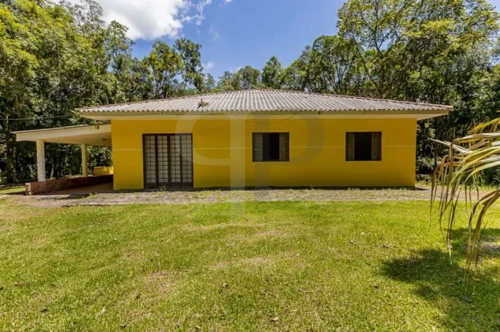 Chácara com 3 dormitórios, 6080 m por R 1.080.000,00 - Borda Do Campo - São José dos Pinha