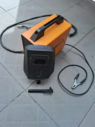 Máquina de Solda MIG 130 Mazzilli 110V - Completa e Funcionando
