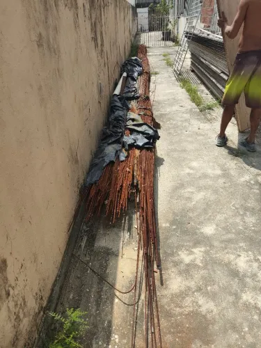 Vergalhão de 1/4 tem + ou - 100 varas . Valor da unidade 