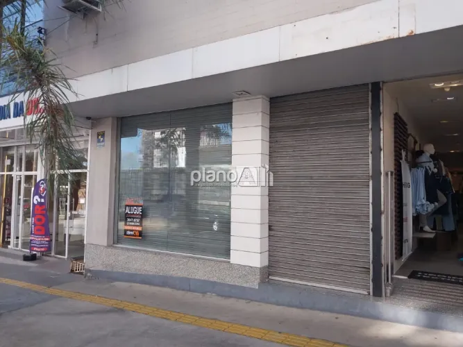 Loja para aluguel, com 106,57m², - Centro - Gravataí / RS por R$ 7.900,00