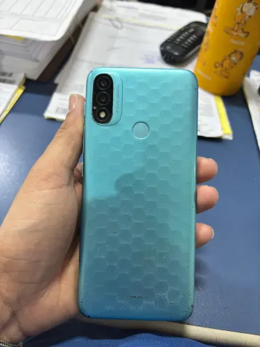 Vendo celular Moto E20 usado 