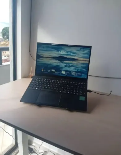 Vendo notebook VISION r15m