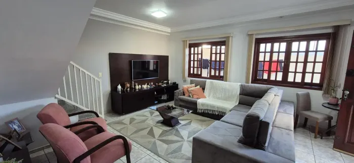 Casa Sobrado á venda com 3 dormitórios sendo 1 Suite - Vila Anchieta Jundiaí/SP