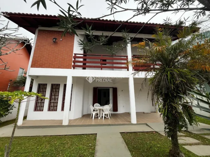 Casa à Venda - Cachoeira do Bom Jesus, Florianópolis