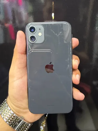 iPhone 11