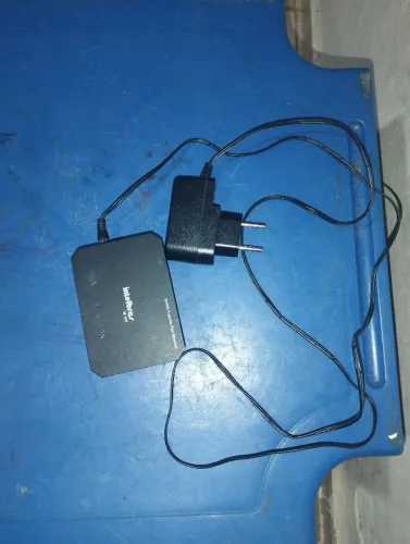 Swith 4 porta Intelbras