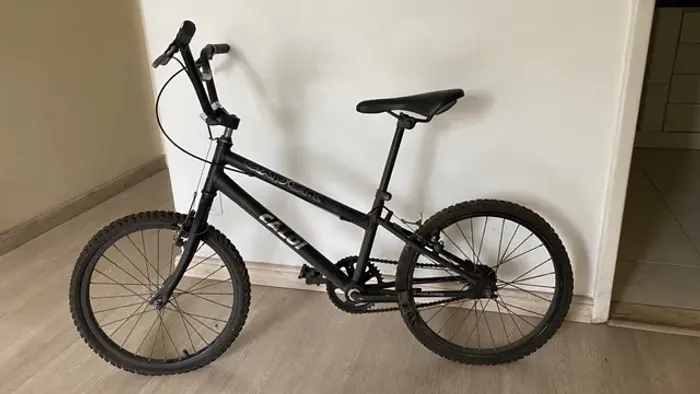 Bicicleta Caloi cross Expert aro 20 seminova