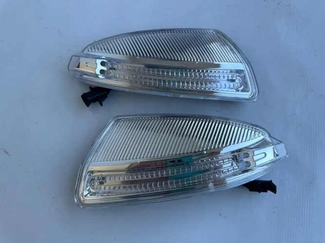 Par Pisca Retrovisor Mercedes Benz C180 C200 2007 2008 2009