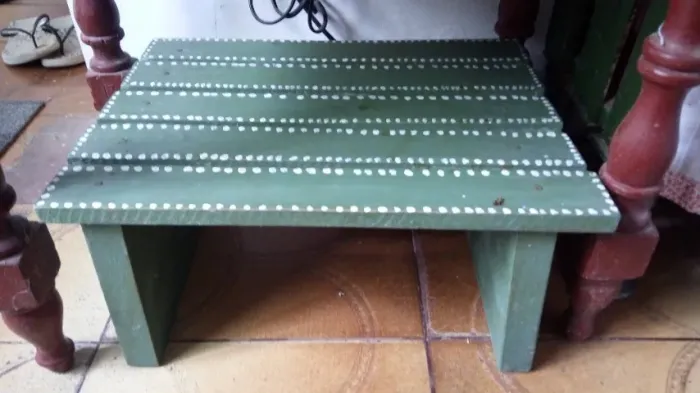 Tamburete de mini pallet verde - Leia o anúncio
