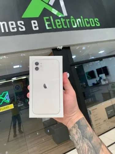 iPhone 11 lacrado com garantia de 1 ano Apple / pronta entrega