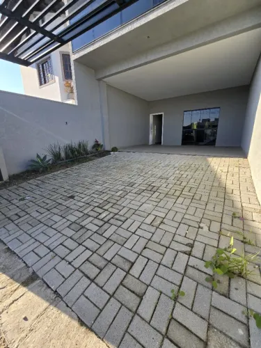 Sobrado de altíssimo padrão no centro de Balneário Piçarras 