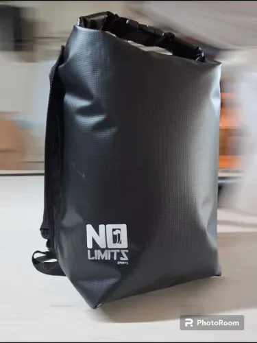 kitesurf / wingfoil mochila prova da agua Downwind