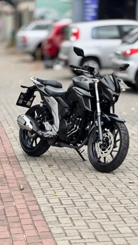 YAMAHA FZ25 FAZER 2023 - ÚNICO DONO