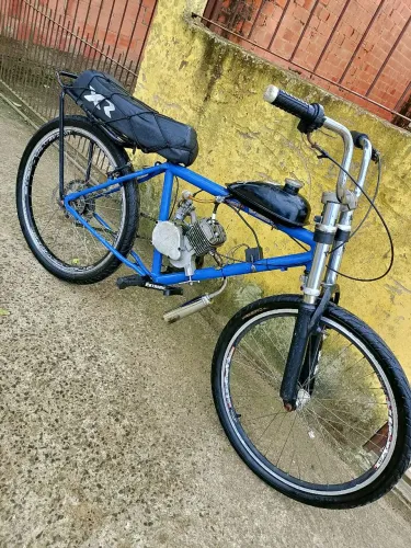 bicicleta com motorizada
