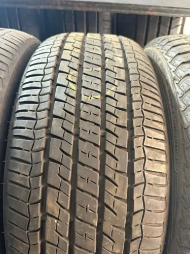 Pneu Firestone 225/45/17 de 80 % vida útil