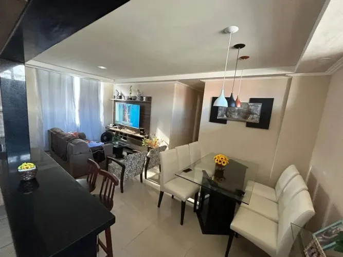 Apartamento 3/4 no Monte Serrat, garagem coberta, luz solar, financiamento