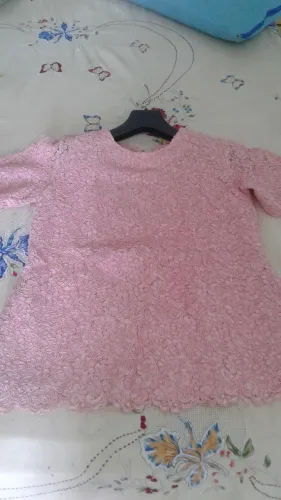 Blusa gripire rosa, forrada, veste 44, usada 1x.