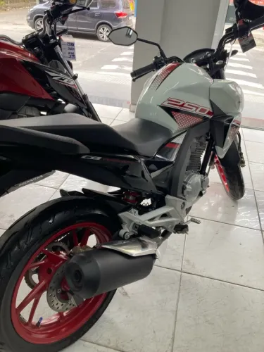 OPORTUNIDADE! CB TWISTER BRANCA 250cc