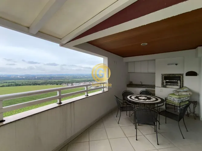Apartamento localizado no Condominio Veredas do Sol, em SJC-SP imovel na cobertura,vista l