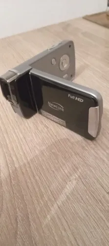 Filmadora e máquina fotográfica 