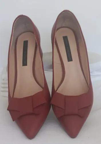 Sapato Scarpin Vermelho Jorge Bischoff Tamanho 38 - Produto Usado