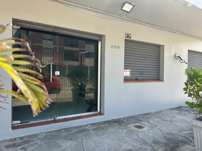 Alugo Loja área central de fácil estacionamento