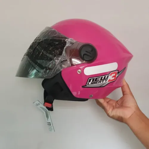 Capacete aberto com a viseira fumê feminino novo lacrado 58