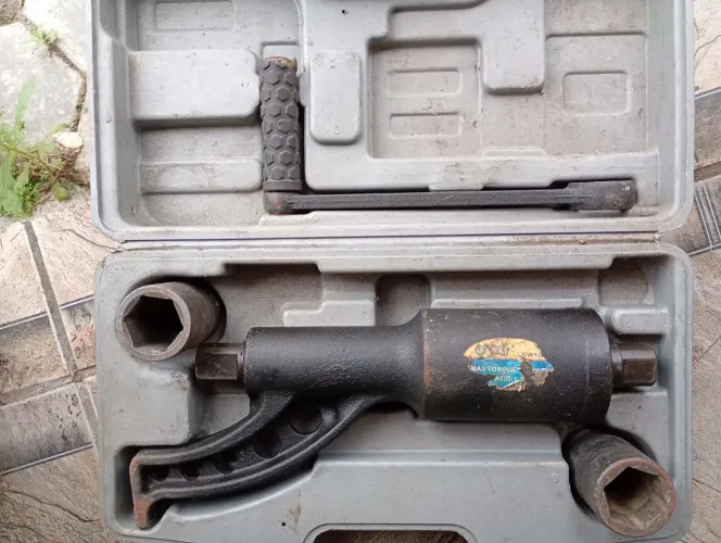 Desforcimero para retirar parafuso roda