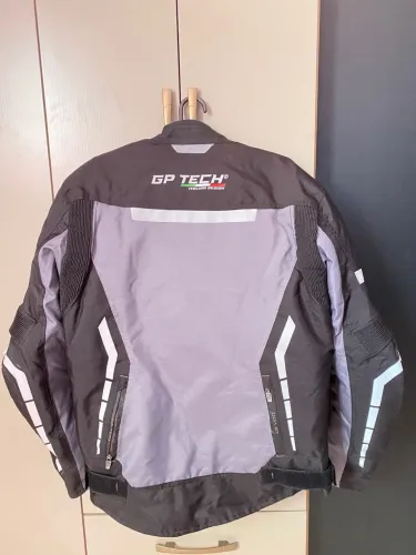 Jaqueta GP TECH 2