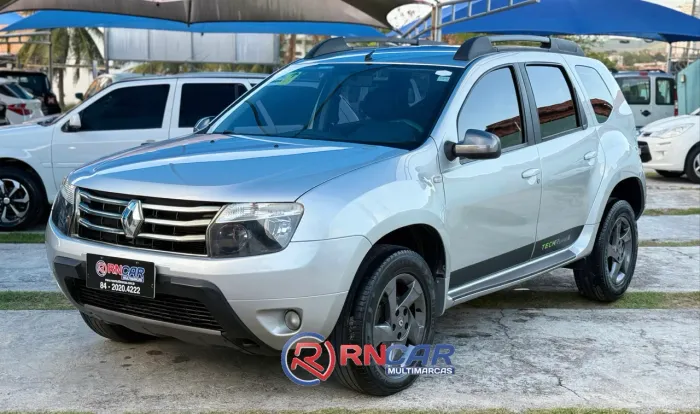 Renault Duster Dynamique 2.0 Hi-flex 16V Aut. 2015