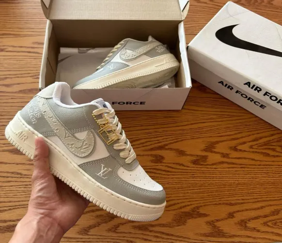 Tênis Louis Vuitton x Nike Air Force 1
