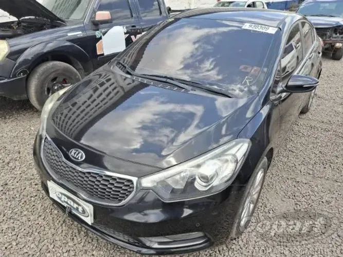 SUCATA KIA CERATO 2015 P/ RETIRADA DE PEÇAS 